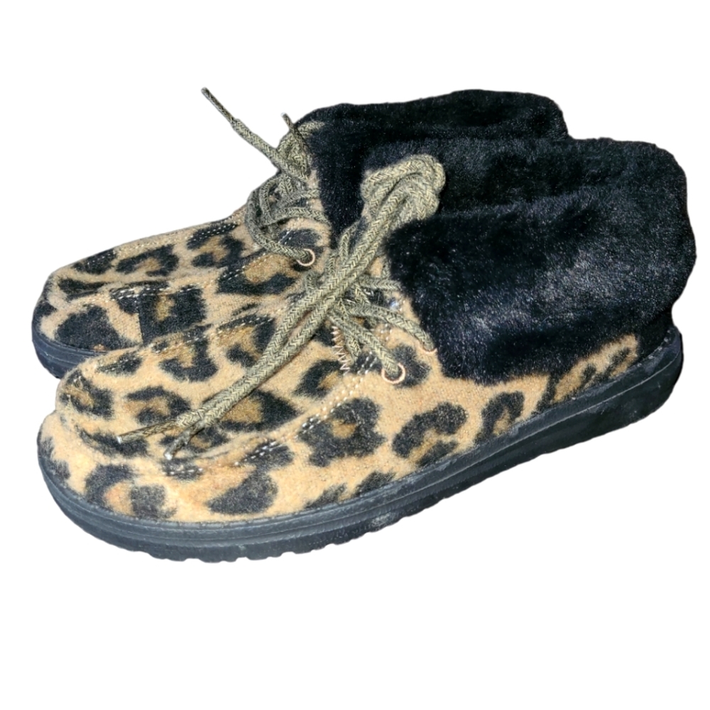 Hey Dude Women's Size 6 Leopard with Black